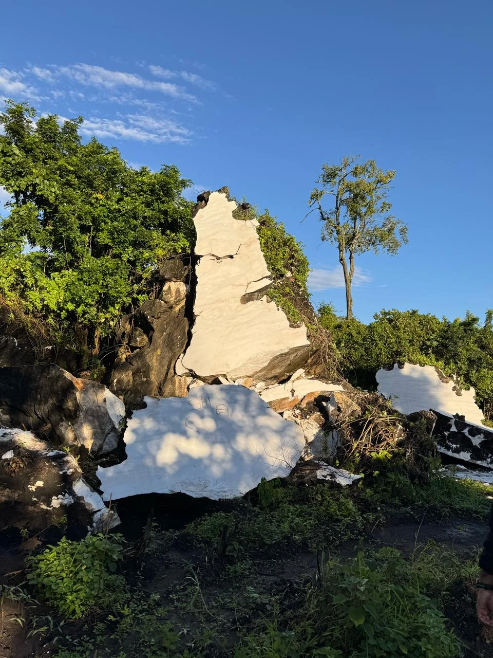 Kilimanjaro White Quarry Image